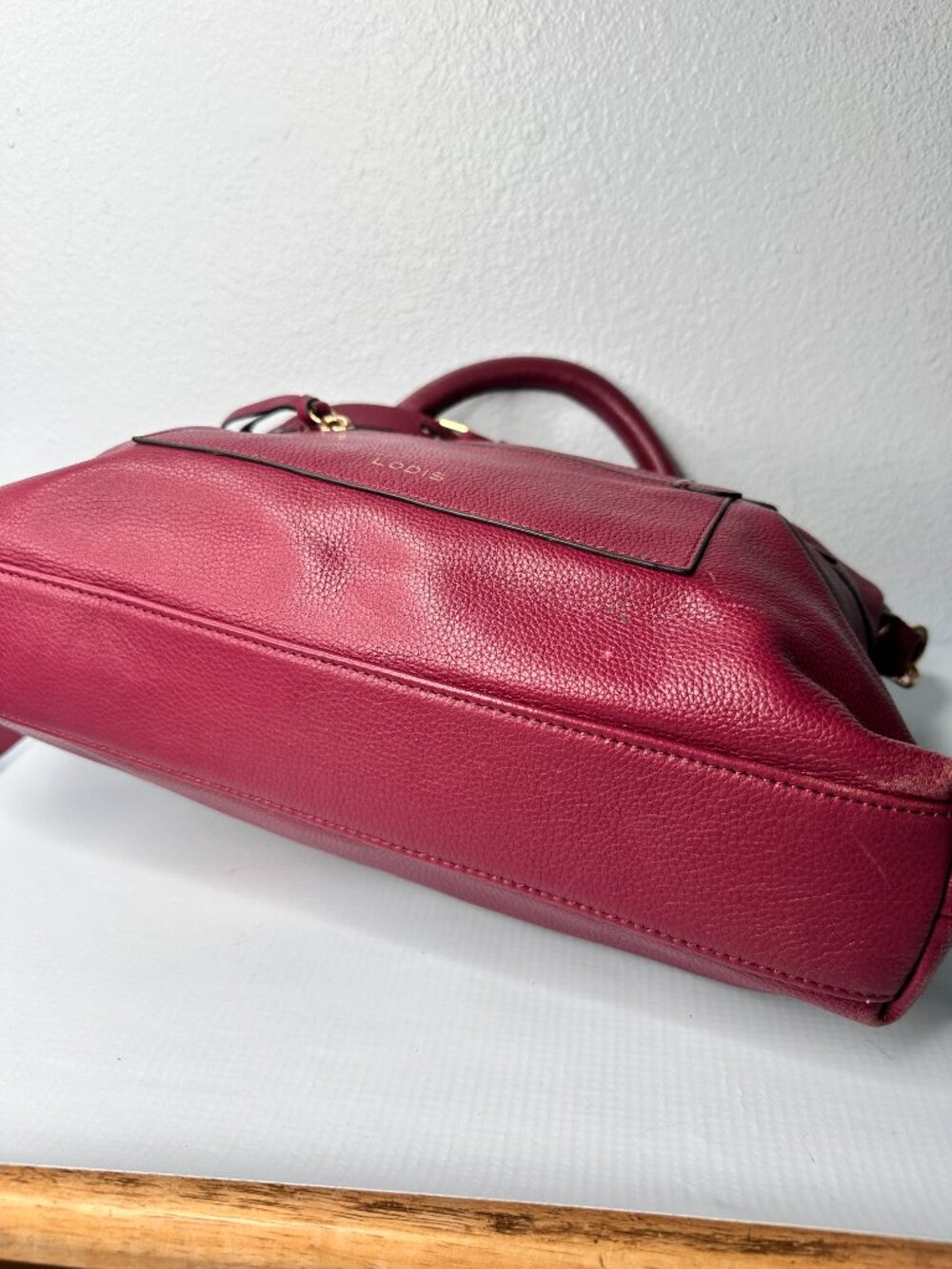 Lodis Bryant Satchel Pebbled Leather Handbag Wine Mulberry Gold Tone Purse - Picture 2 of 6
